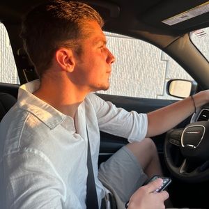 Meet your Posher, Nemanja